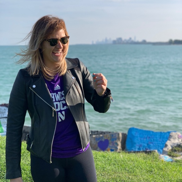 Meet your Posher, Dana - Picture 1 of 2